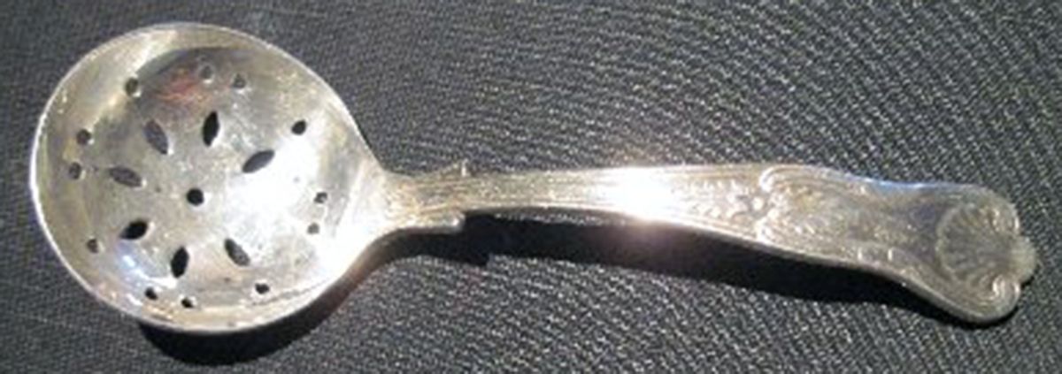 Kings (Silverplate) Large Sugar Sifter by Sheffield Original-1
