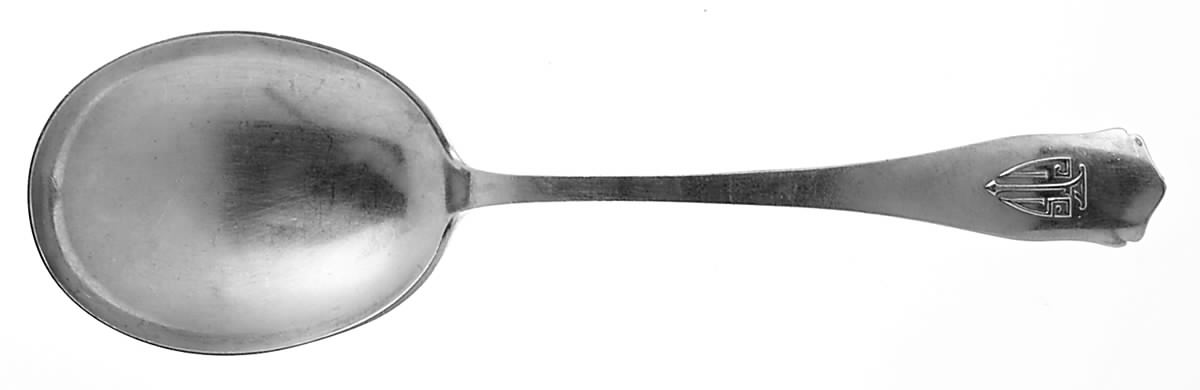 Ramona (Sterling, 1912, No Monograms) Small Solid Berry/Casserole Spoon by Shreve Silver-1