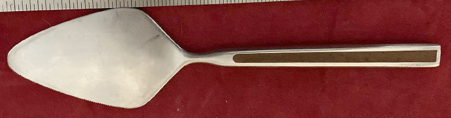 Kamaran (Stainless) Solid Pie Server by Stanley Roberts-1