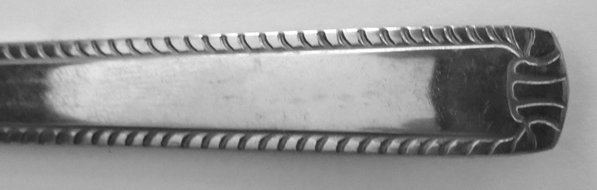 Lace (Stainless) Modern Solid Knife by Stanley Roberts-1