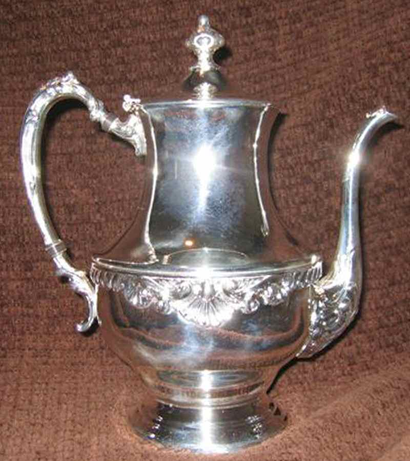 SDN4 (SILVERPLATE, HOLLOWWARE) Teapot by Sheridan Silver Co-1