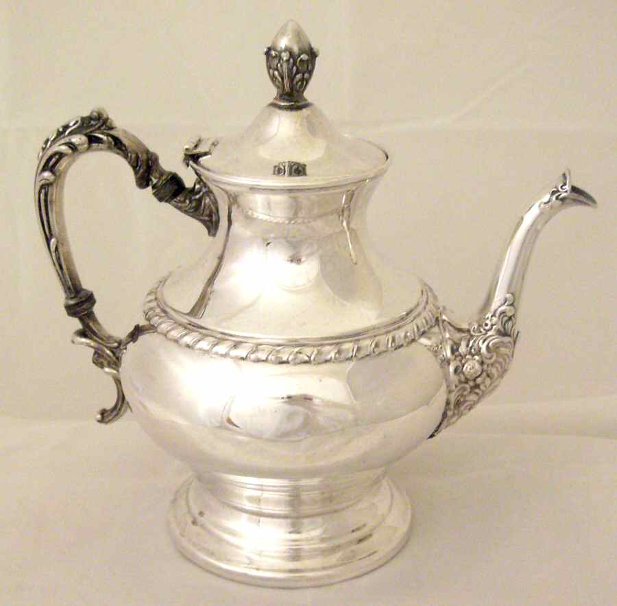 SDN8 (Silverplate, Hollowware) Teapot by Sheridan Silver Co-1