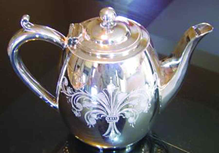 16058 (Silverplate, Hollowware) Silverplate Coffee Pot by Sheffield Silver Co (USA)-1