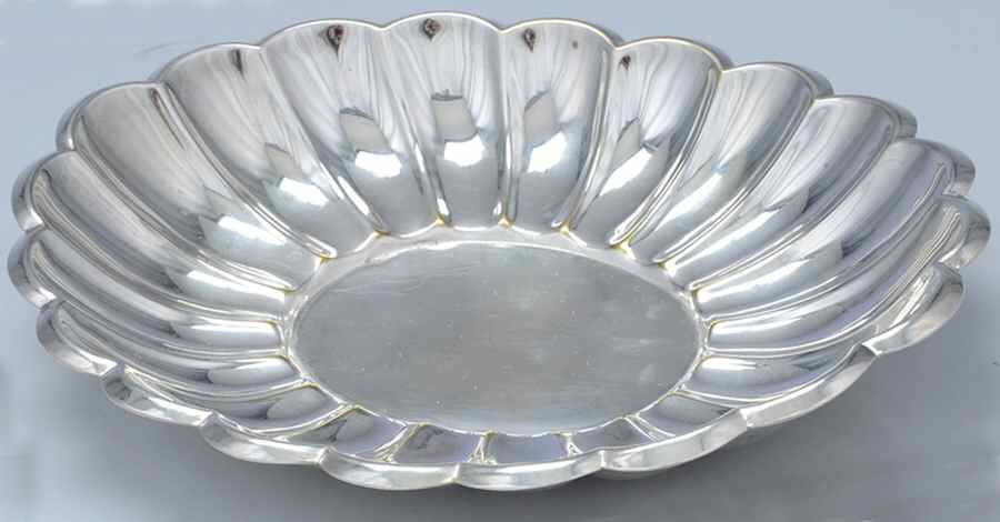 271 (Silverplate, Hollowware) 10" Oval Bowl by Sheffield Silver Co (USA)-1
