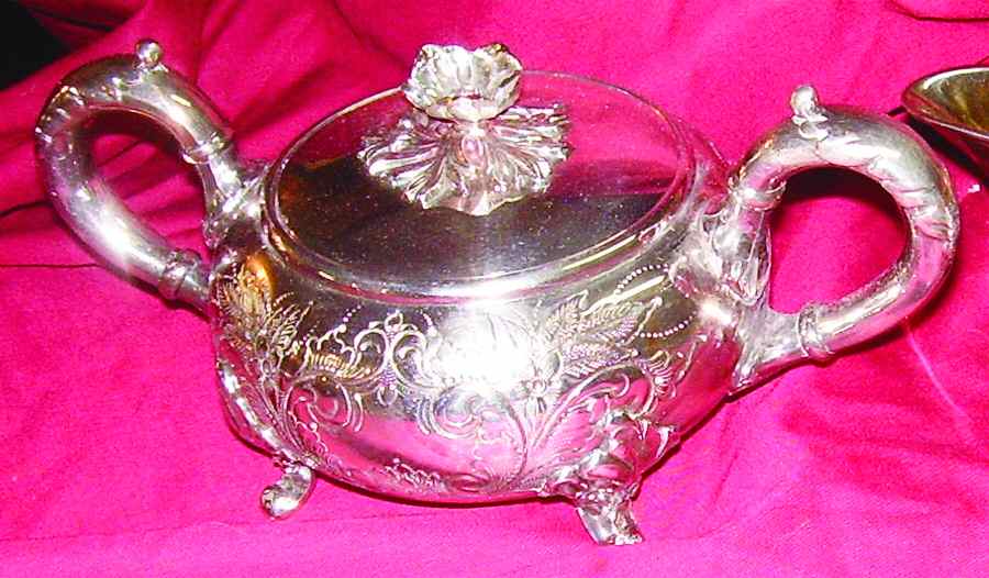 SHC57 (Silverplate, Hollowware) Sugar Bowl & Lid by Sheffield Silver Co (USA)-1