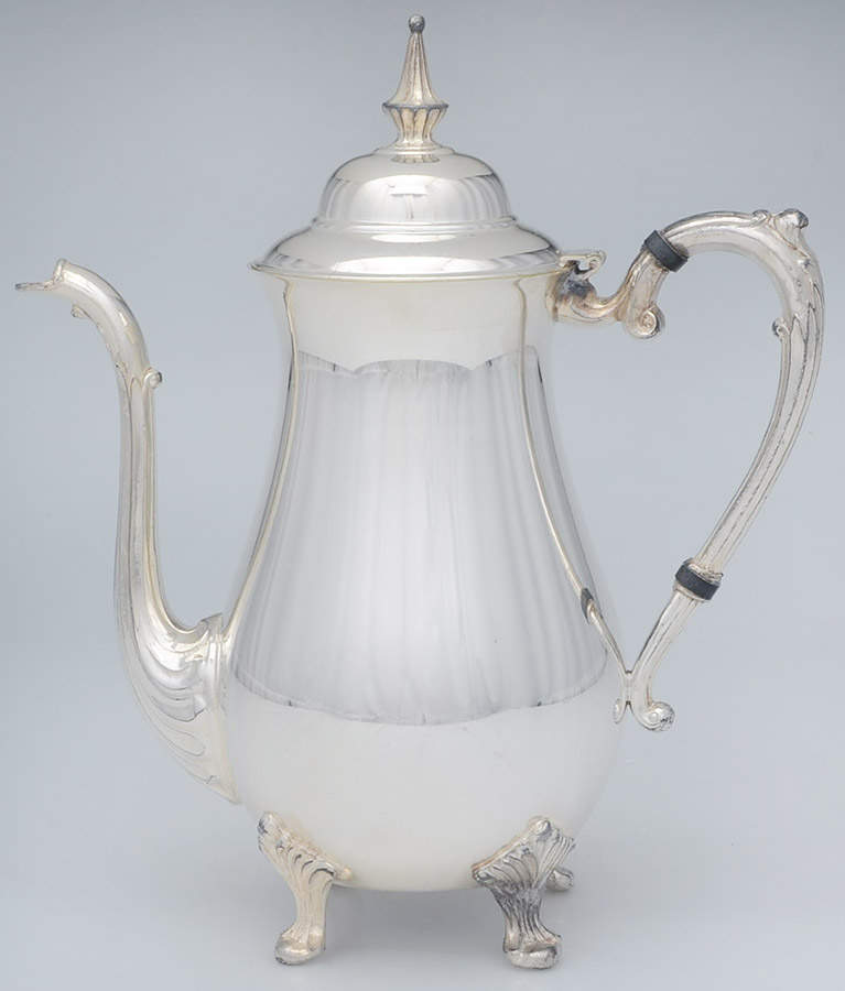 SDN15 (Silverplate, Hollowware) Silverplate Coffee Pot by Sheridan Silver Co-1