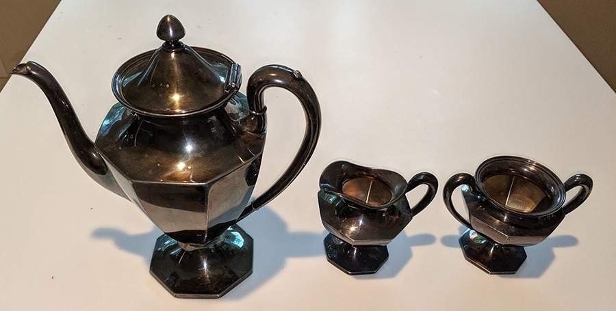 7009 (Silverplate, Hollowware) Silverplate Mini Coffee Pot by Superior-1