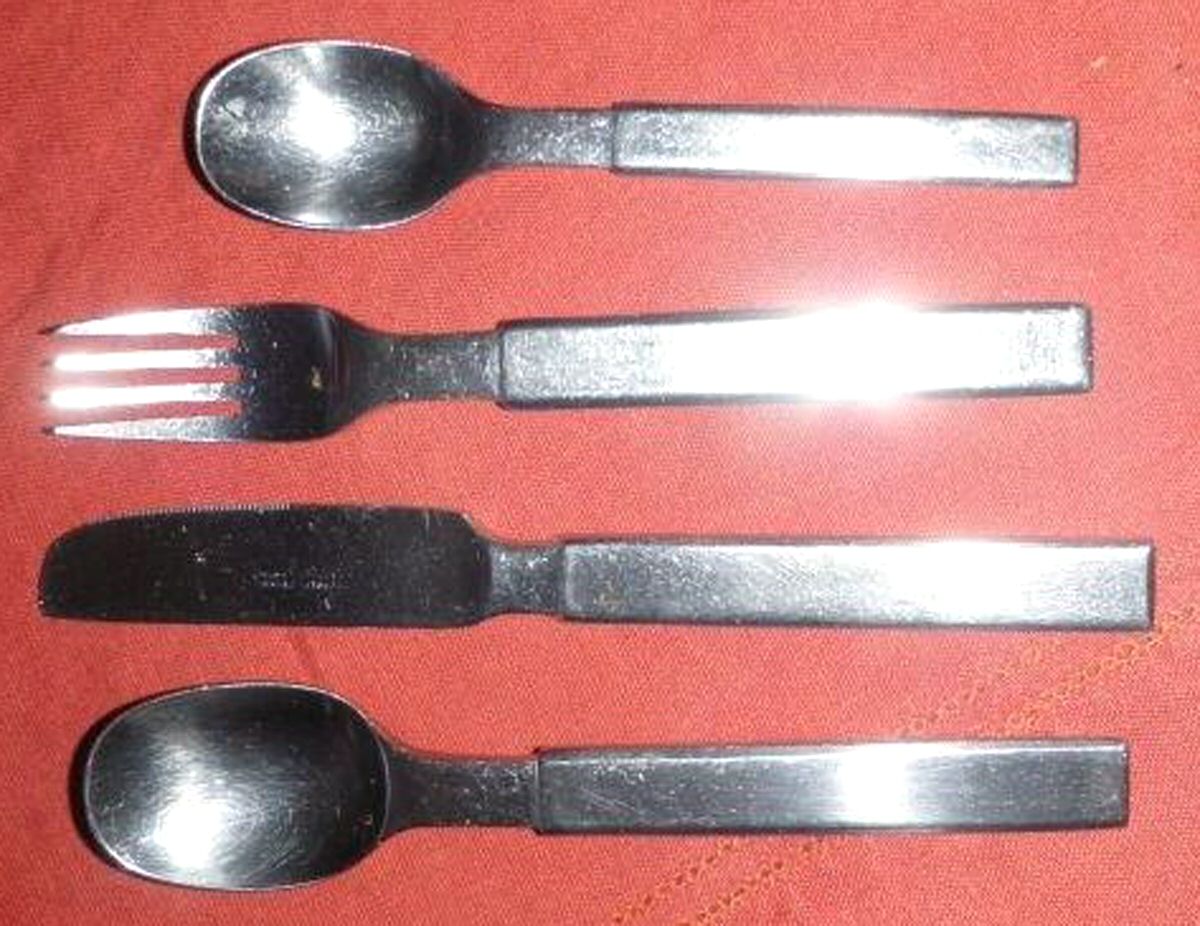 SRB265 (Stainless) Teaspoon by Stanley Roberts-1