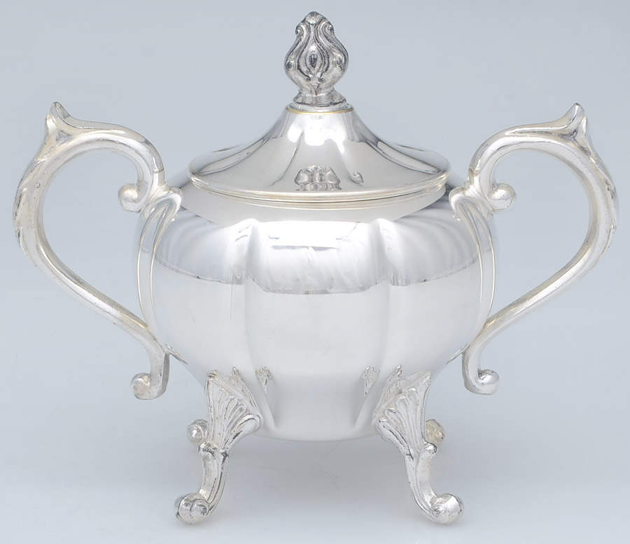 SDN16 (Silverplate, Hollowware) Sugar Bowl & Lid by Sheridan Silver Co-1