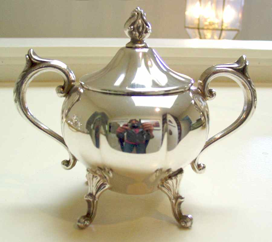 SDN16 (Silverplate, Hollowware) Sugar Bowl & Lid by Sheridan Silver Co-1