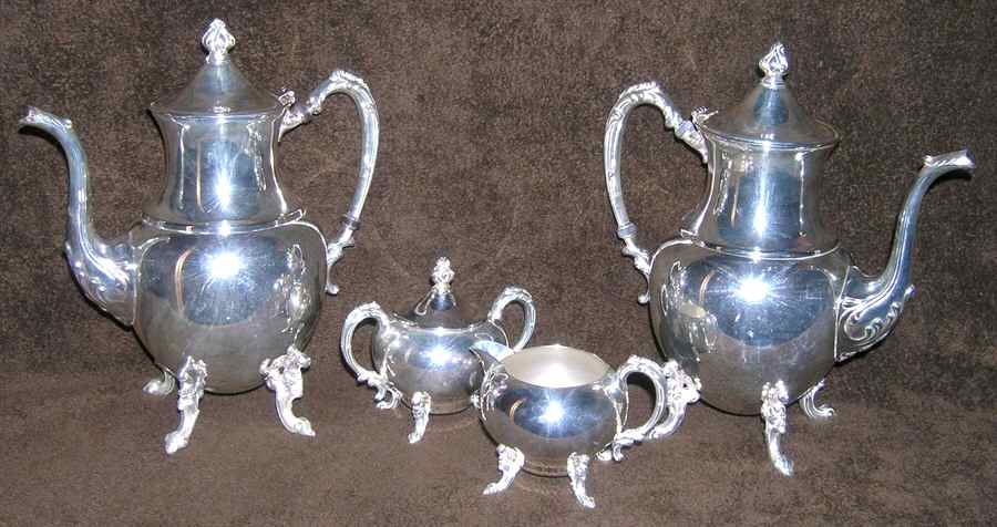 SDN17 (Silverplate, Holloware) (4 Piece) Silverplate Tea Set by Sheridan Silver Co-1