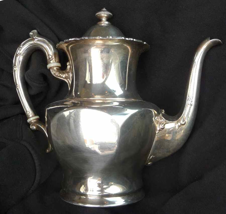 5095 (Silverplate, Hollowware) Teapot by International Silver-1