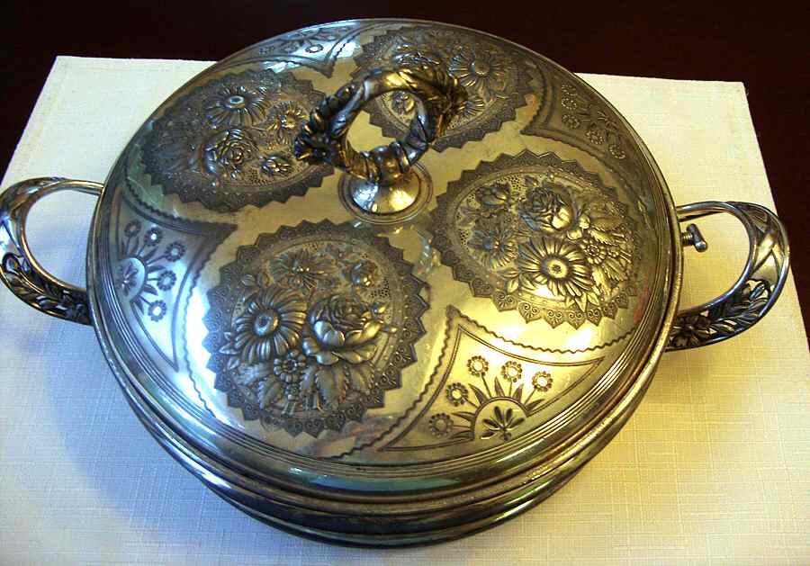 27 (Silverplate, Hollowware) Plated Round Covered Vegetable Bowl by Simpson Hall & Miller-1
