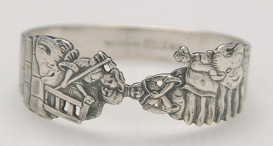 SOS11 (Sterling, Hollowware) Figural Napkin Ring by Broderne W & S Sorensen-1