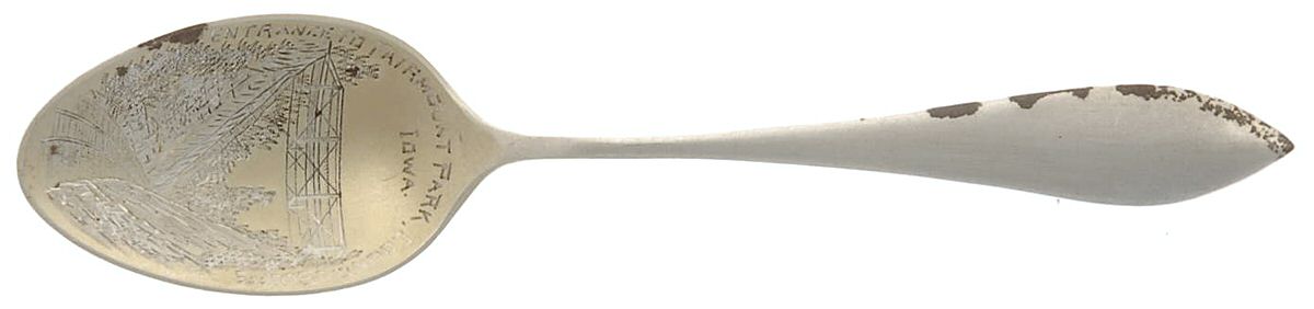 States & Cities Souvenir Spoons(Sterling) Iowa Five O'Clock Spoon by Shepard Mfg Co-1