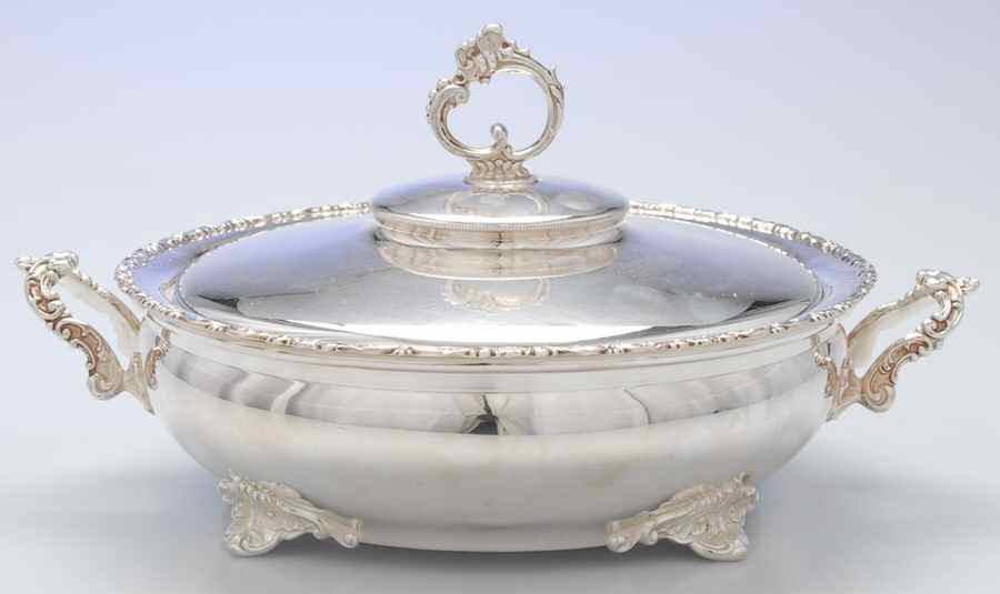 2000 (Silverplate, Hollowware) 3 Part Round Covered Casserole by Superior-1
