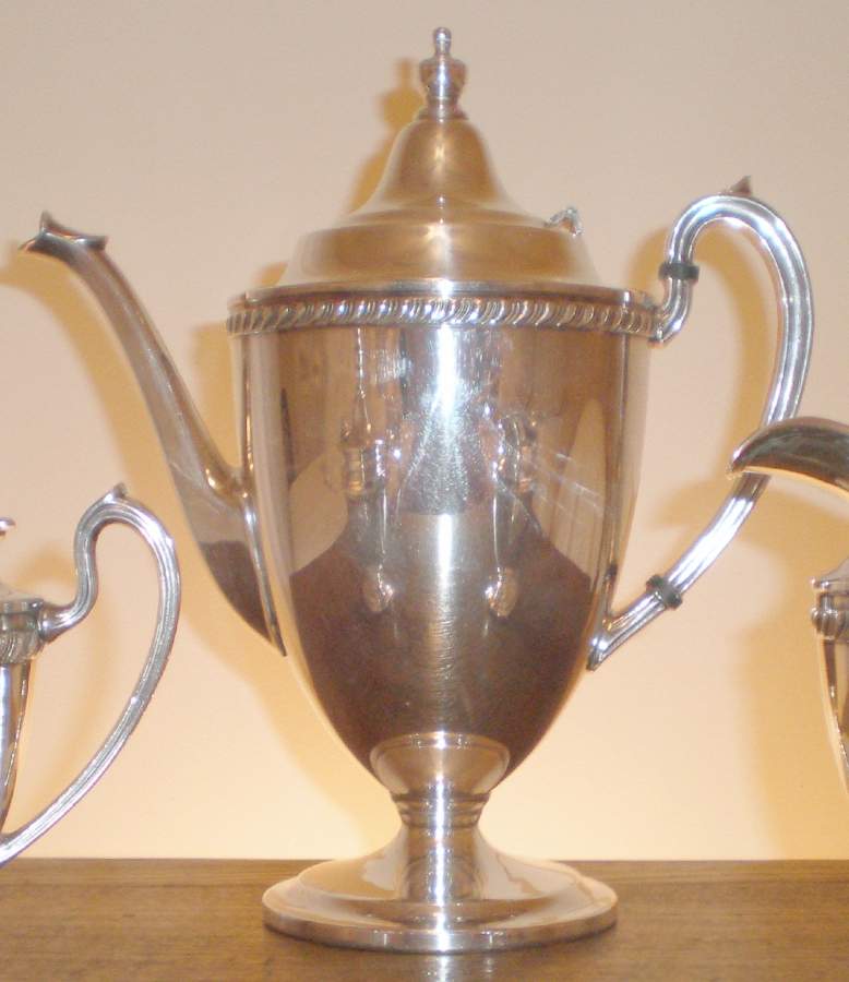 X111 (Silverplate, Hollowware) Silverplate Coffee Pot by Sheffield Silver Co (USA)-1