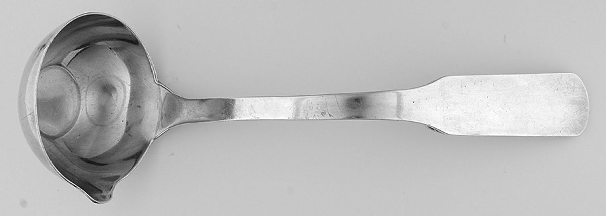 SBN11 (Sterling) Solid Soup Ladle by Sanborns (Mexico)-1