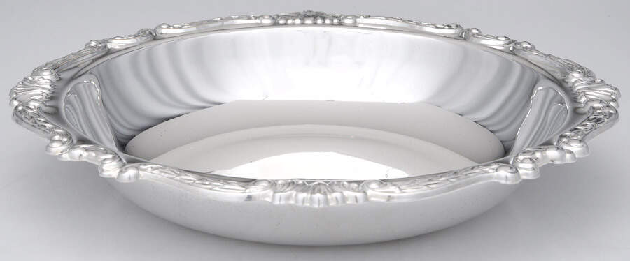 Baroque (Silverplate, Hollowware) 12" Round Vegetable by Sheridan Silver Co-1