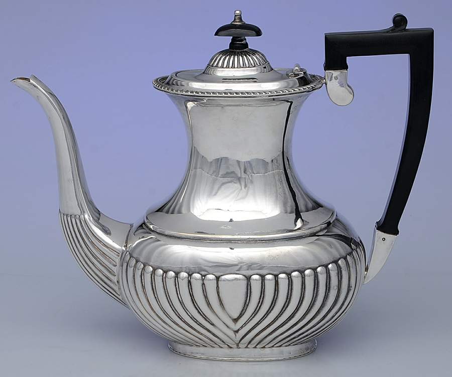 SSD18 (Silverplate, Hollowware) Silverplate Coffee Pot by Sheffield Silver Co (England)-1