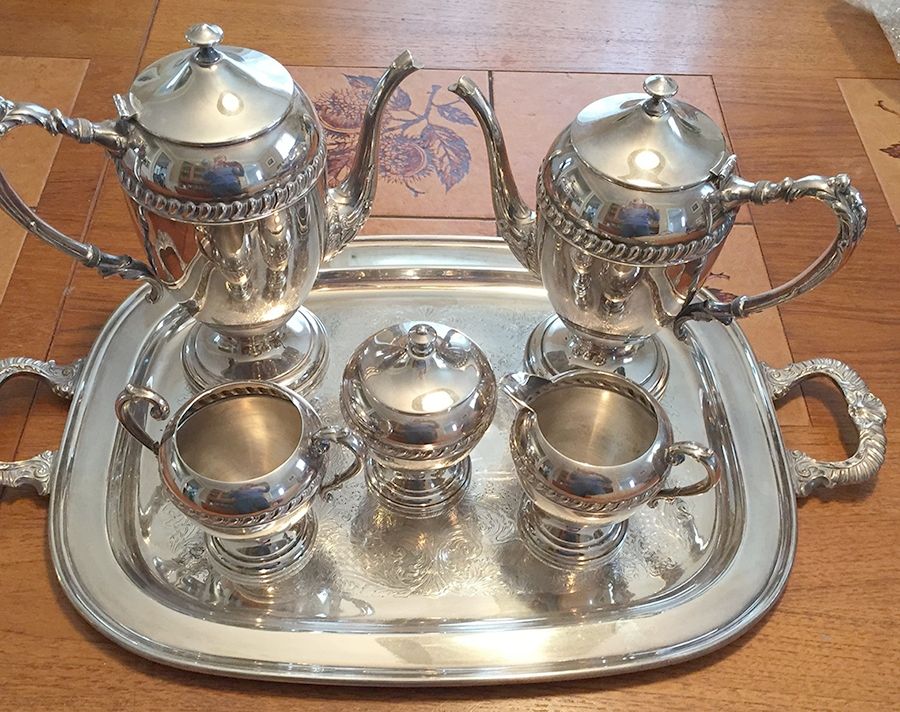 Sdn23 (Silverplate, Hollowware) 5-Piece Silverplate Tea Set (with Tray) by Sheridan Silver Co-1