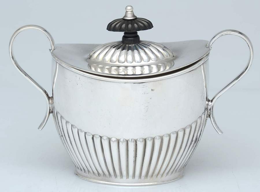 836 (Silverplate, Hollowware) Sugar Bowl & Lid by Sheffield Silver Co (England)-1