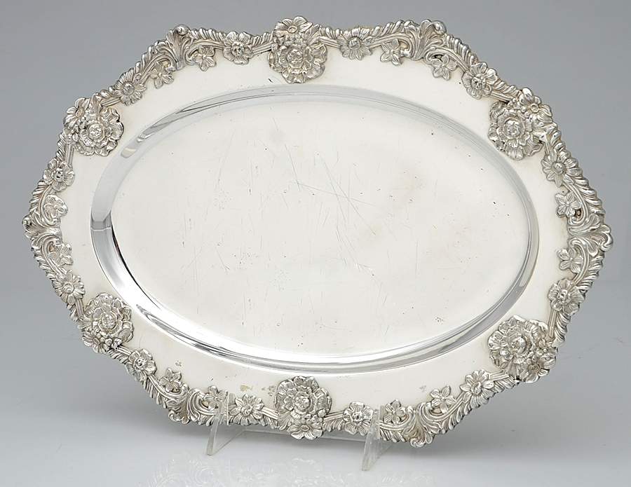 713 (Silverplate, Hollowware) 14" Oval Serving Platter by Sheffield Silver Co (USA)-1
