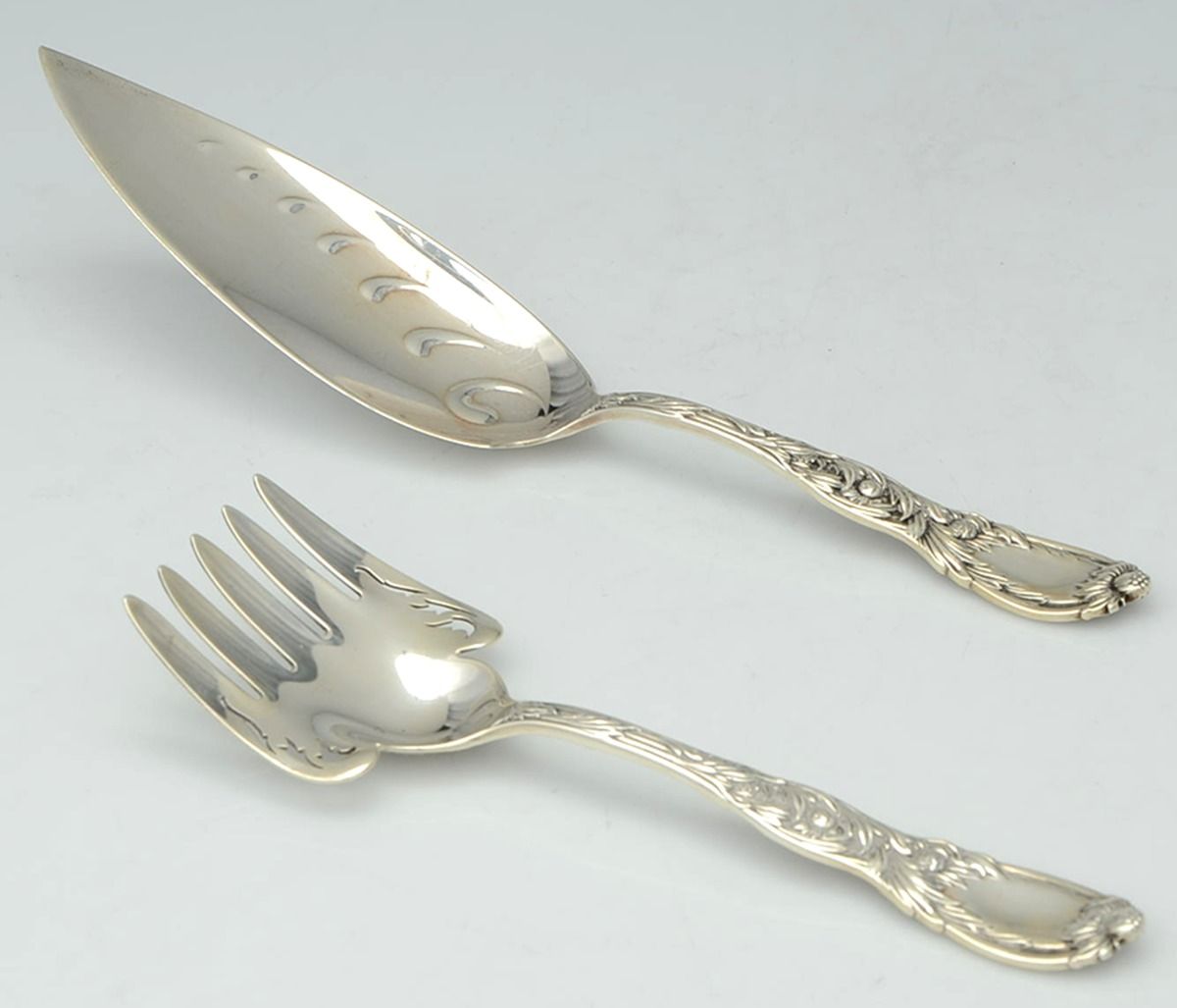 Chrysanthemum (Sterling, 1880) 2 Piece Large Solid Fish Serving Set by Tiffany & CO SILVER-1