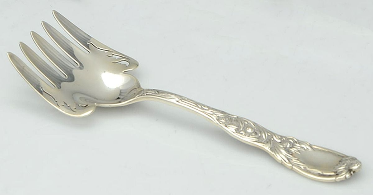 Chrysanthemum (Sterling, 1880) Large Solid Fish Serving Fork by Tiffany & CO SILVER-1
