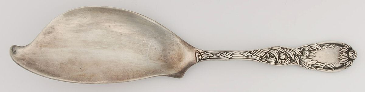 Chrysanthemum (Sterling, 1880) Large Solid Fish Serving Knife by Tiffany & CO SILVER-1