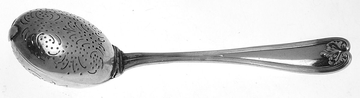 Colonial (Sterling, 1895) Solid Individual Tea Ball Spoon by Tiffany & CO SILVER-1