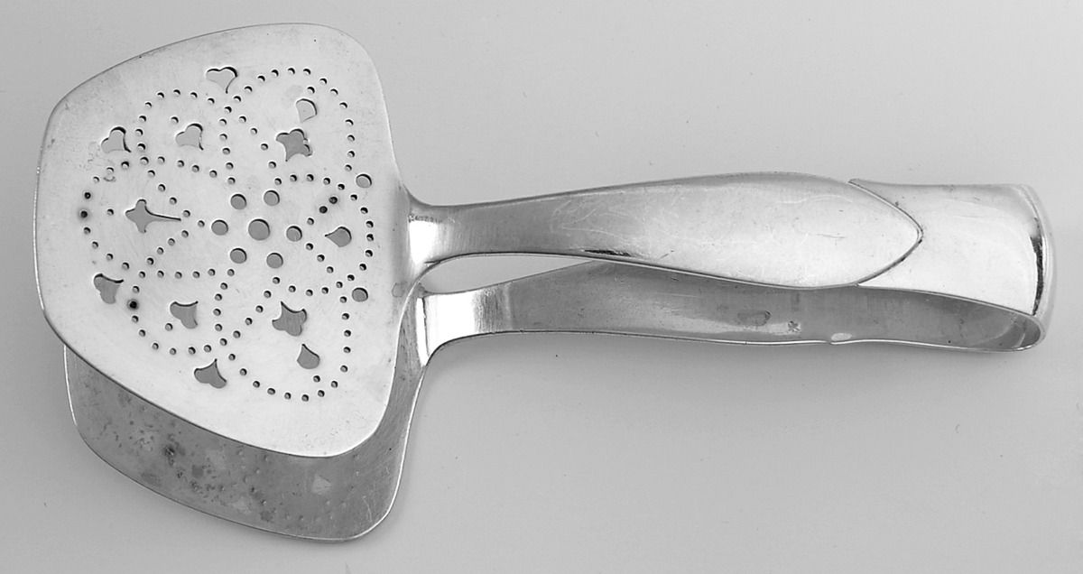 Faneuil (Sterling, 1910, M-C-T Stamps) Small Solid Sandwich Tongs by Tiffany & CO SILVER-1