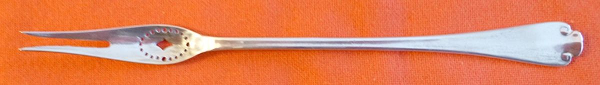 Flemish (Sterling, 1911, No Monograms) Olive Fork by Tiffany & CO SILVER-1