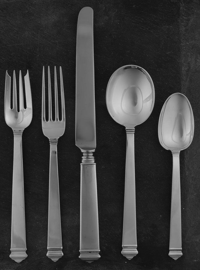 Hampton (Sterling, 1934, No Monograms) 5 Piece Place Size Setting by Tiffany & CO SILVER-1