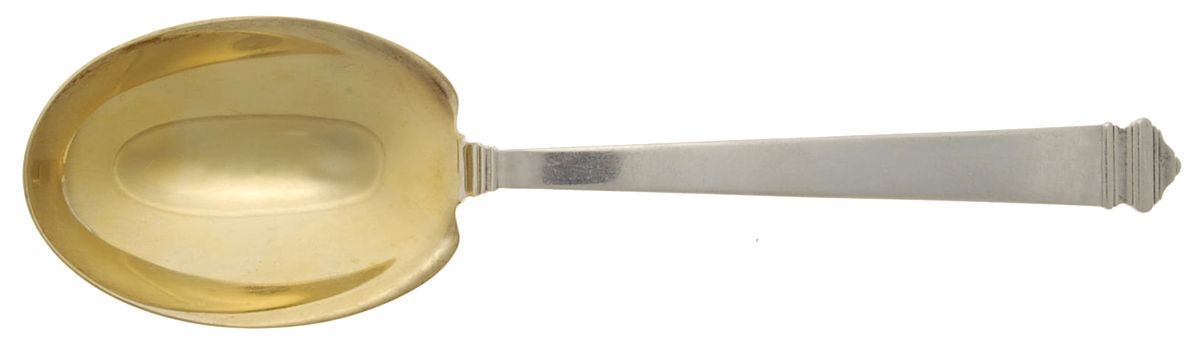 Hampton (Sterling, 1934, No Monograms) Large Solid Berry/Casserole Spoon by Tiffany & CO SILVER-1