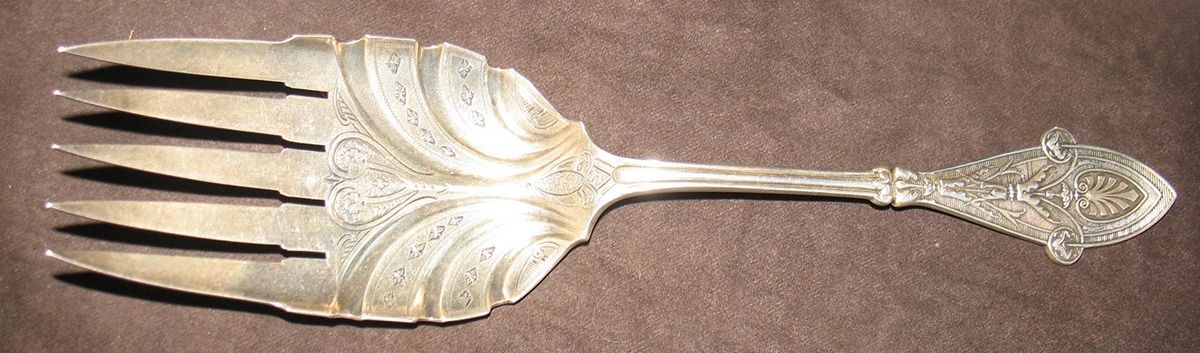 Italian (Sterling, 1870) Large Solid Bright Cut Fish Serving Fork by Tiffany & CO SILVER-1