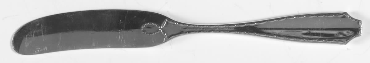 Marquise (Sterling, 1902, No Monograms) Flat Handle Butter Spreader by Tiffany & CO SILVER-1