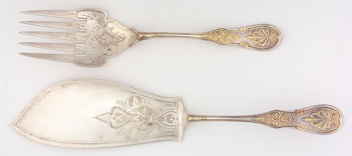 Saratoga (Sterling, 1870, No Monograms) Large Solid, Bright Cut Fish Serving Set by Tiffany & CO SILVER-1