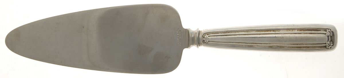 St. Dunstan (Sterling, 1909, No Monograms) Cake Knife with Silverplate Blade by Tiffany & CO SILVER-1
