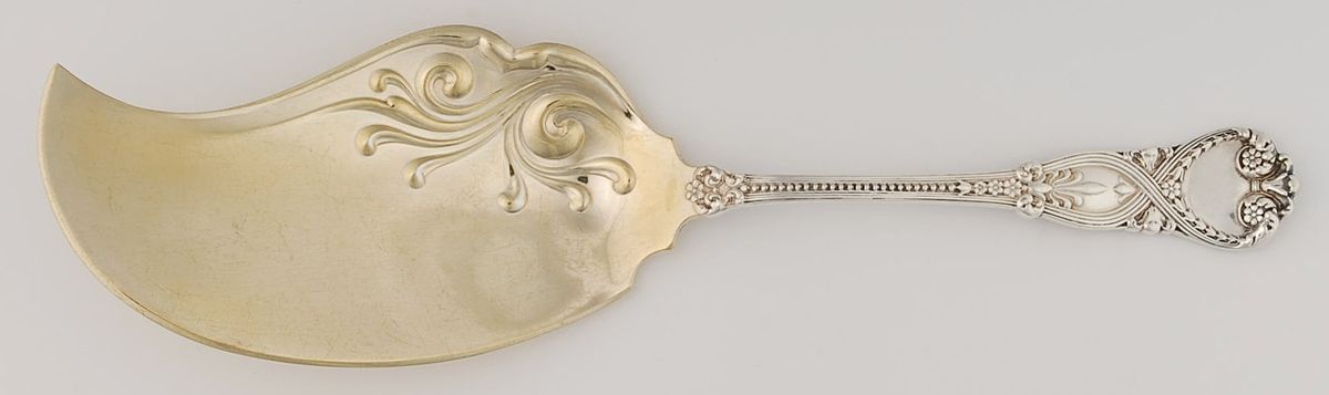 St. James (Sterling, 1898, No Monograms) Large Solid Ice Cream Slicer by Tiffany & CO SILVER-1