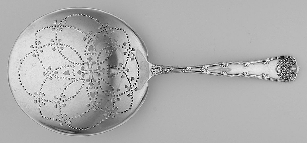 Wave Edge (Sterling, 1884) Pierced Saratoga Chips Server by Tiffany & CO SILVER-1