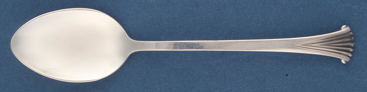 Onslow (Sterling, 1931-1974) Oval Place Soup Spoon by Tuttle-1