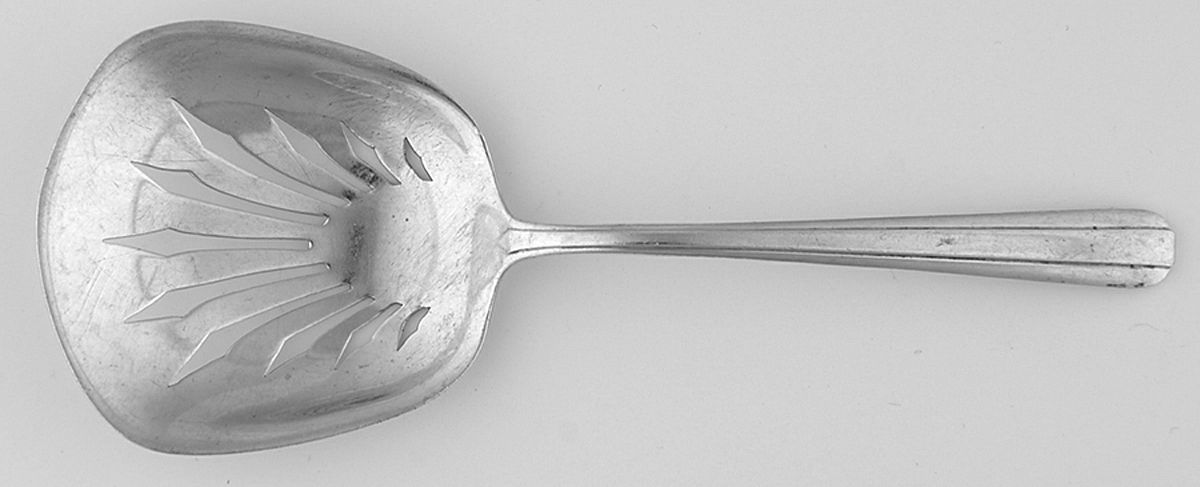 Aristocrat (Sterling, 1934) Solid Bon Bon Spoon by Towle Silver-1