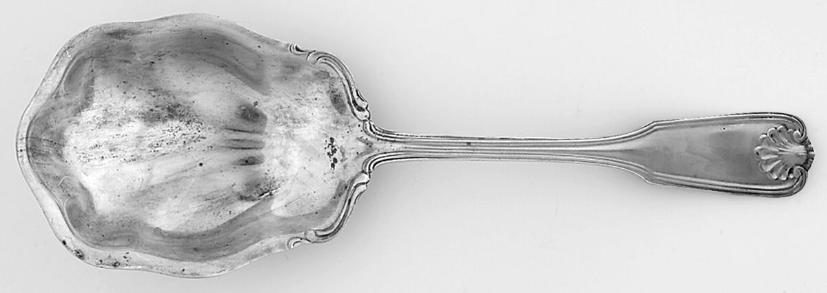 Benjamin Franklin (Sterling, 1904, T-Lion, No Mono) Small Solid Berry/Casserole Spoon by Towle Silver-1