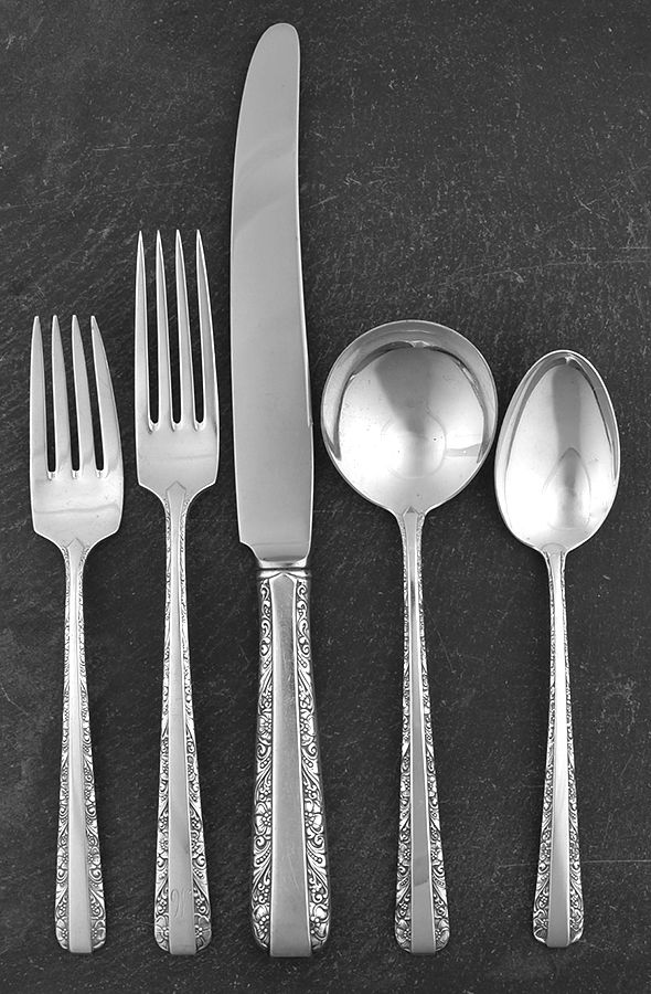 Candlelight (Sterling, 1934, No Monos) 40  Piece Estate Set by Towle Silver-1
