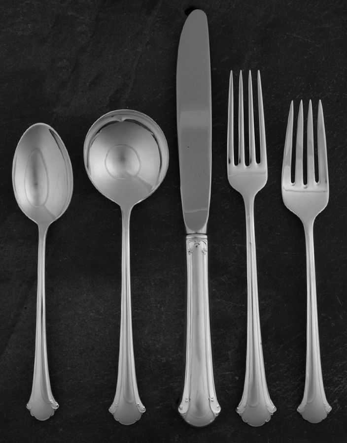 Chippendale (Sterling, 1937) 5 Piece Place Size Setting by Towle Silver-1