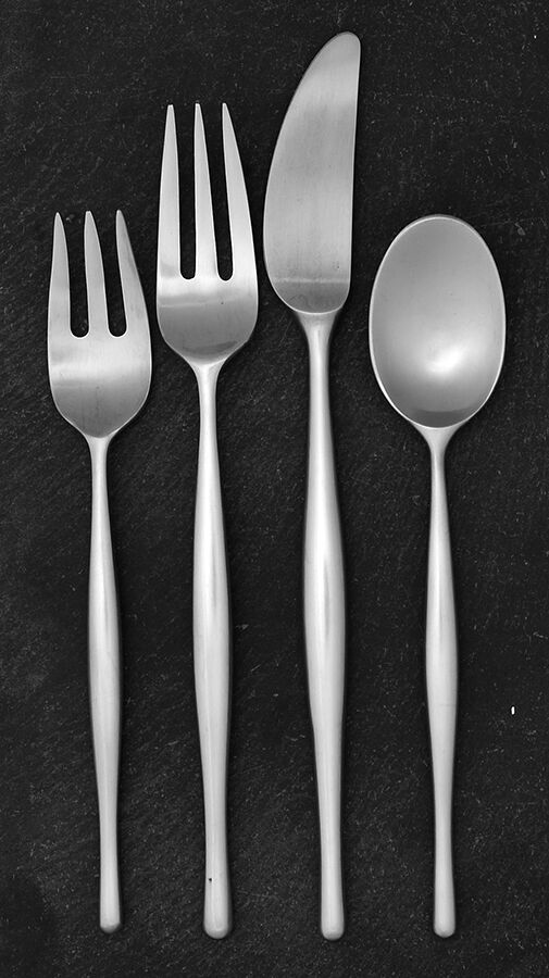 Design 3 (Stainless) 32  Piece Estate Set by Towle Silver-1