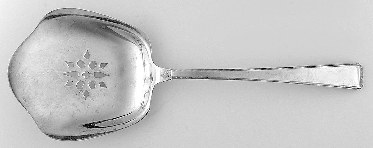 Drury Lane (Sterling, 1939, No Monograms) Tomato Server, Solid Piece by Towle Silver-1