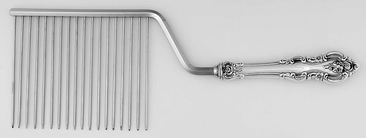 El Grandee (Sterling, 1964) Cake Breaker with Silverplate Prongs by Towle Silver-1