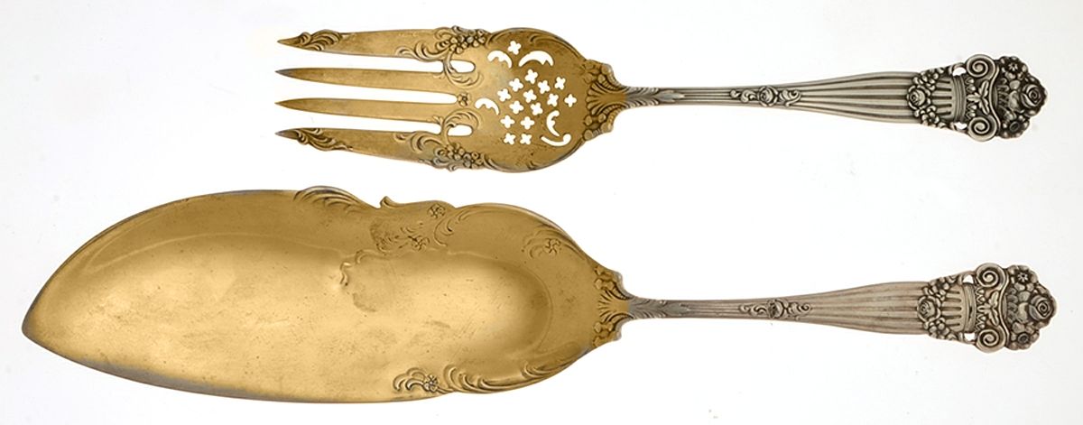 Georgian (Sterling, 1898, Old) 2 Piece Large Solid Fish Serving Set by Towle Silver-1